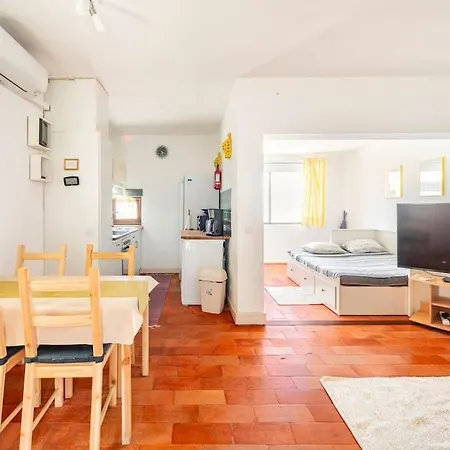 Sunny With Golf Front View Dom wakacyjny *