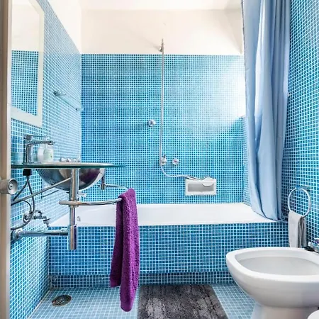 Sunny With Golf Front View *