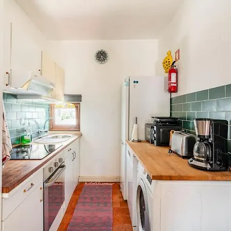 בית נופש Sunny With Golf Front View